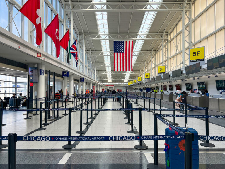 Qué pregunta ahora el CBP en el aeropuerto a los titulares de E-2